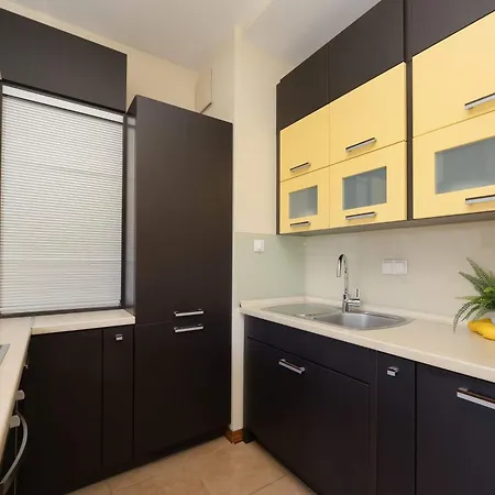 Apartment Bright Apartment With Parking Warsaw Bialy Kamien 2 By Heyrent *