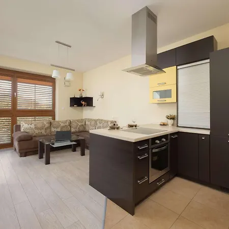 Apartment Bright Apartment With Parking Warsaw Bialy Kamien 2 By Heyrent *