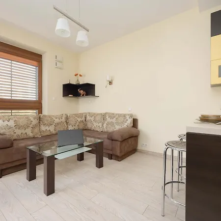 Bright Apartment With Parking Warsaw Bialy Kamien 2 By Heyrent *